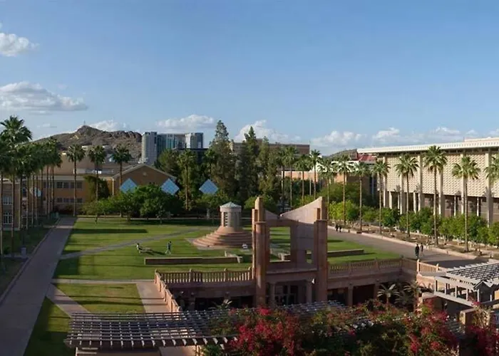 Sundevil - Community Pool - Close To Asu